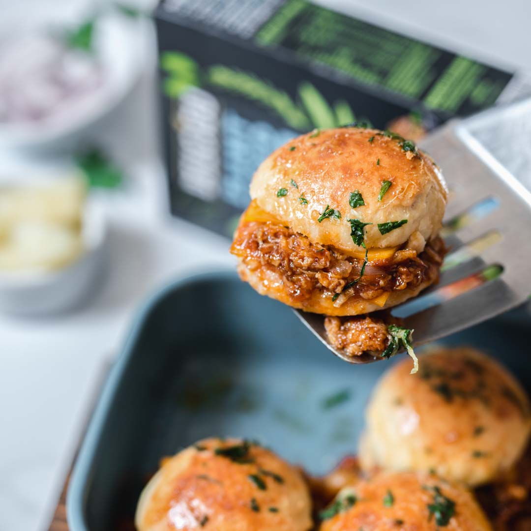 Hawaiian BBQ Chicken Sliders &ndash; Deliciou